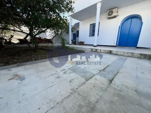 A Vendre un RDC de villa à la Marsa