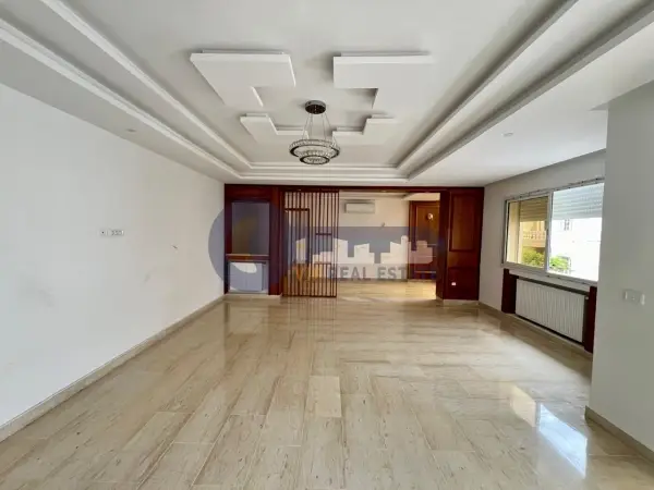 A Louer Appartement S+3 a la marsa