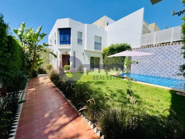 A Vendre une villa de charme à Gammarth