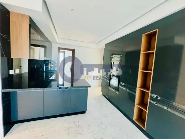 À louer un appartement S+3 du luxe jamais habité