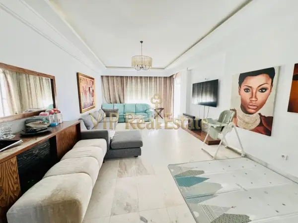 A Louer un Appartement s+3 vide à Ain Zaghouan Nord