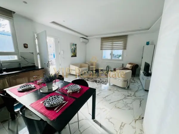 A Louer un étage de villa s+3 Meublé à Sidi bousaiid