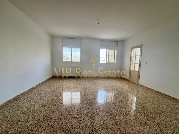 À Louer – Étage de Villa S+4 à La Marsa Plage