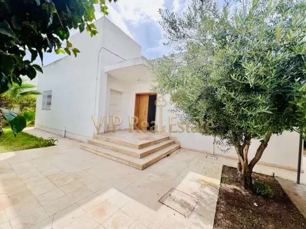 A louer une villa de plain pied à la Marsa