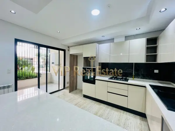 Appartement directe promoteur un S+2 La Soukra