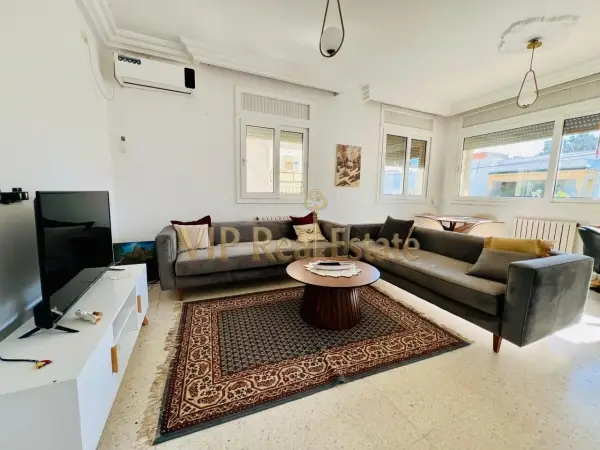 A Louer un étage de villa s+2 Meublé à la Marsa