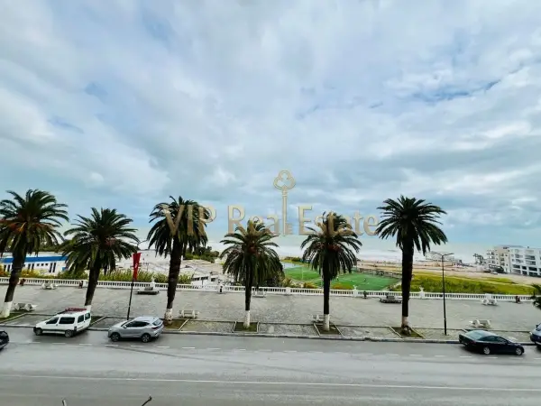 À louer – Appartement S+2 meublé avec vue sur mer à La Marsa