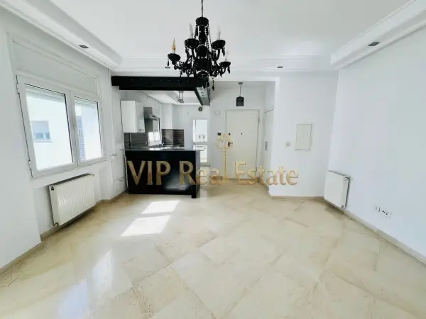 A Louer Appartement S+1 vide à la Marsa derrière carrefour