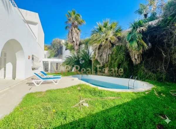 À vendre – Villa de prestige à Gammarth Supérieur