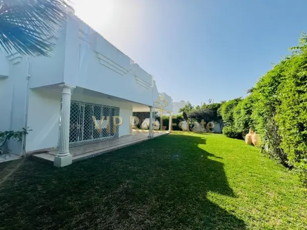 A louer une villa avec vue mer à Gammarth