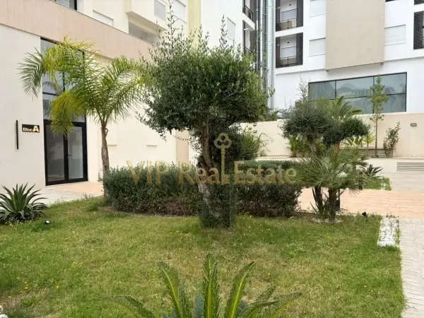 A Vendre Appartement S+2 Neuf à jardin de Carthage