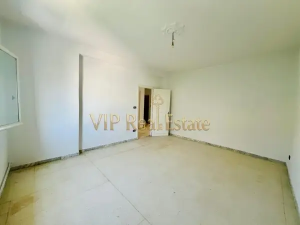 À louer un étage de villa s+3 à Cité des juges La Marsa
