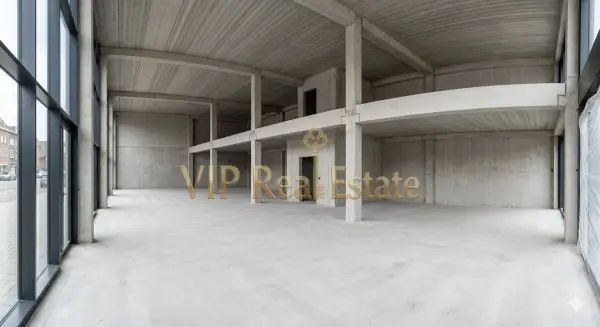 Quatre Locaux Commerciaux à Vendre aux Berges du Lac 2
