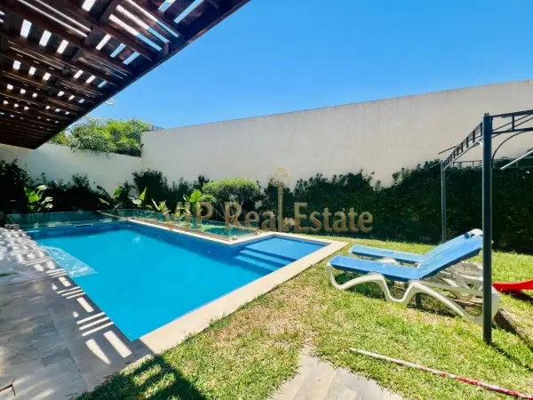 Appartement S+3 avec jardin et piscine à Gammarth