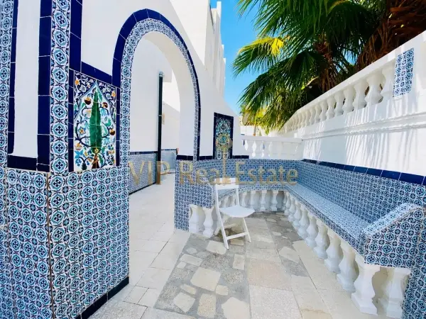 A louer un rez-de-chaussée de villa S+2 à La Marsa