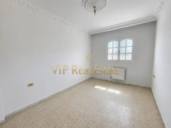 A louer un appartement S+3 à l'Aouina