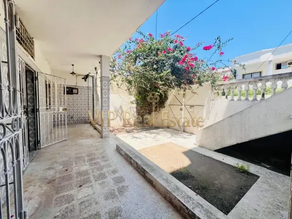 À vendre – Maison à rénover au Kram.