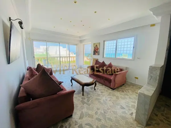 A louer un Etage de Villa S+3 meublé à la Marsa