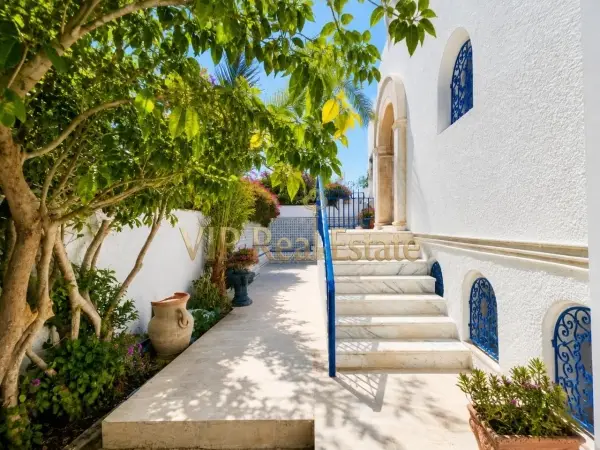 À louer un duplex S+2 Avec jardin à La Marsa