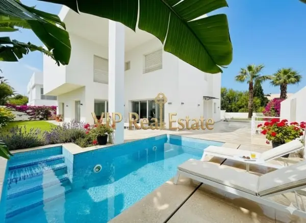 À louer – villa de luxe à Gammarth